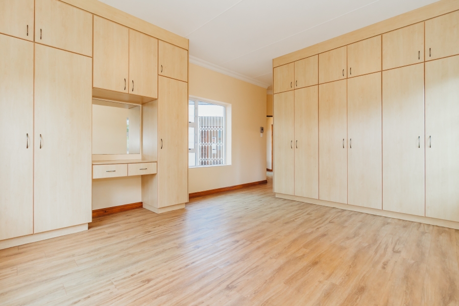 2 Bedroom Property for Sale in Groenkloof Retirement Village Western Cape